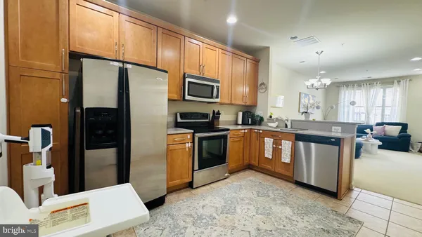 $2,950 | 4426 A Beechstone Lane, Fairfax, VA 22033