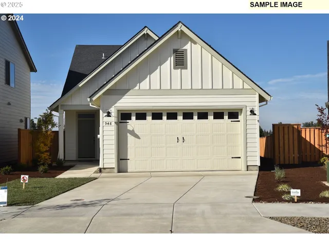 $609,900 | 845 Oakleaf Way, Silverton, OR 97381