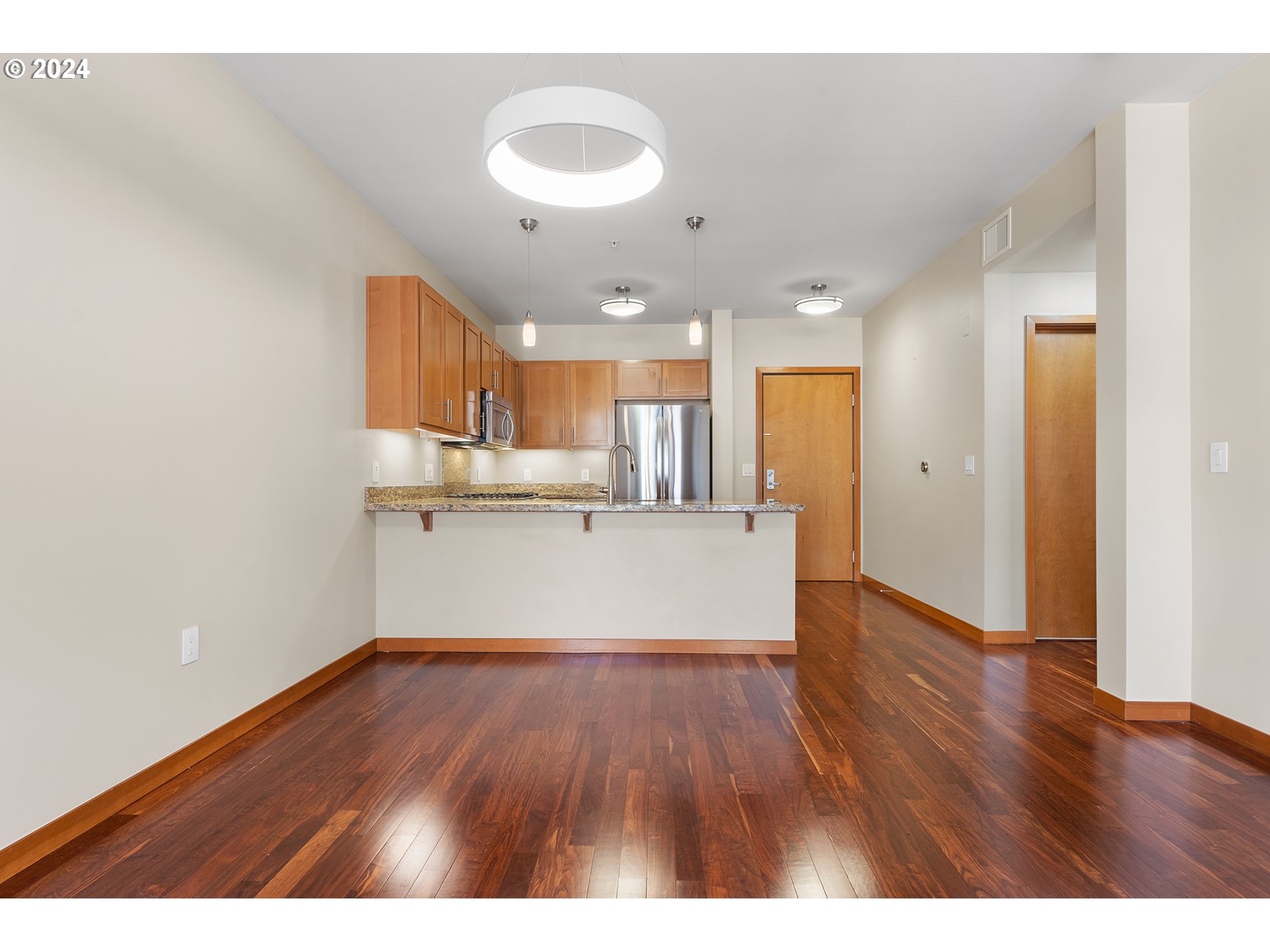 2335 Northwest Raleigh Street, Unit 311 Portland, OR 97210 - Photo 8 of 29 Gallery Image 8