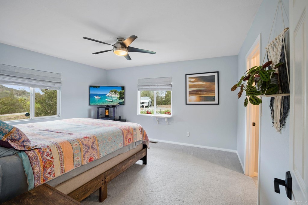 2902 Hill Valley Drive Escondido, CA 92029 - Photo 18 of 44