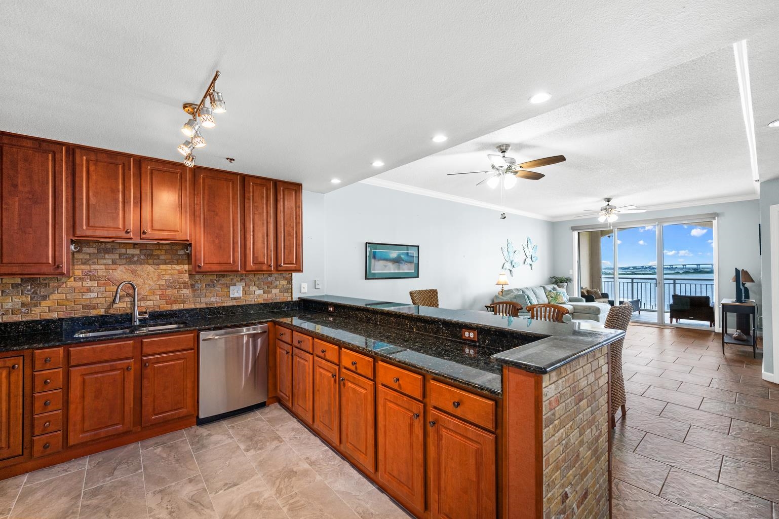 27770 Canal Road, Unit 2508 Orange Beach, AL 36561 - Photo 2 of 27 Kitchen