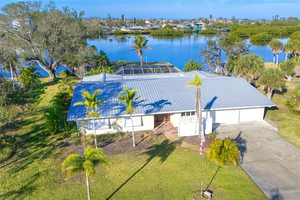 1260 Maryknoll Road Englewood, FL 34223 - Photo 3 of 49