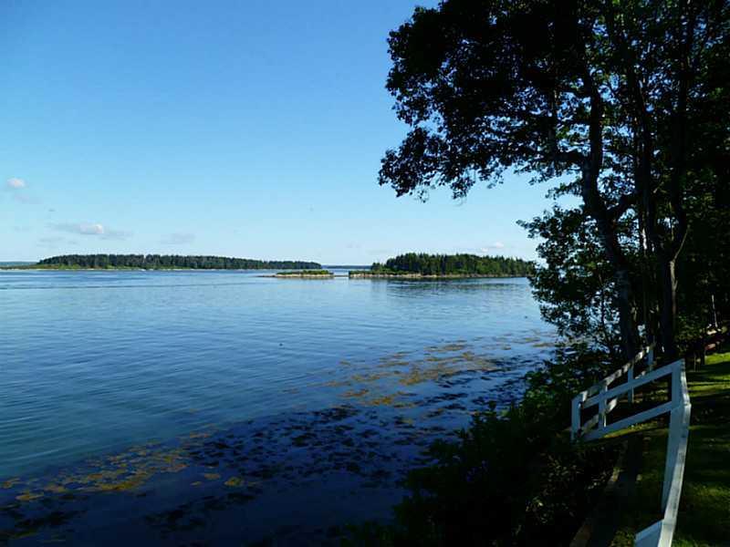 Waterfront/Dock/Pier.