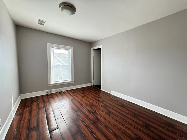 $2,200 | 910 Atwells Avenue, Unit 3, Providence, RI 02909