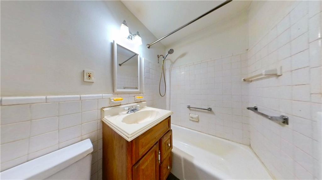 2652 Cropsey Avenue, Unit 2F Brooklyn, NY 11214 - Photo 18 of 20