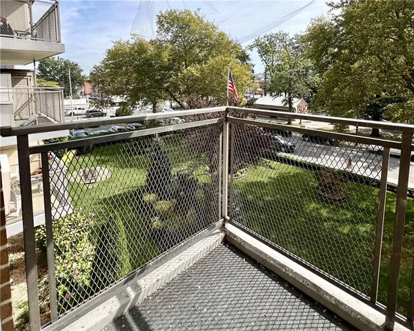 $399,900 | 2652 Cropsey Avenue, Unit 2F | Gravesend