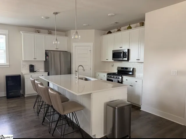 $445,000 | 122 Laurel Oak Drive, Anderson, SC 29621