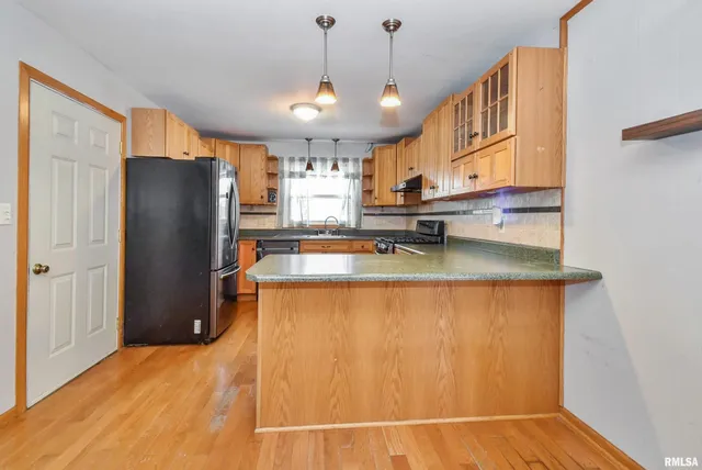 $175,000 | 310 Dundee Road, East Peoria, IL 61611