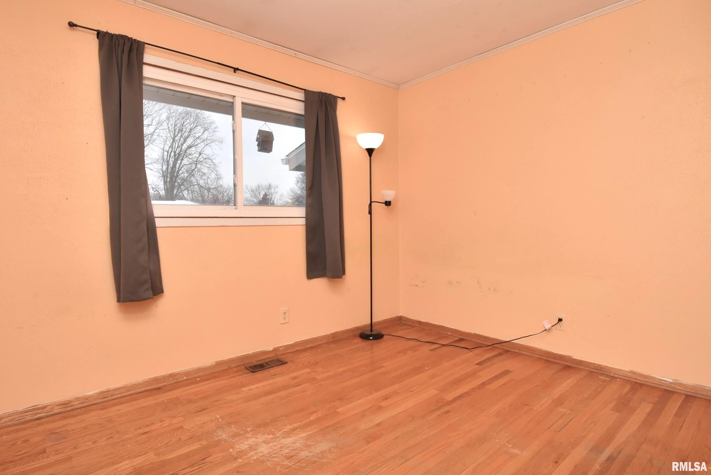 310 Dundee Road East Peoria, IL 61611 - Photo 21 of 43