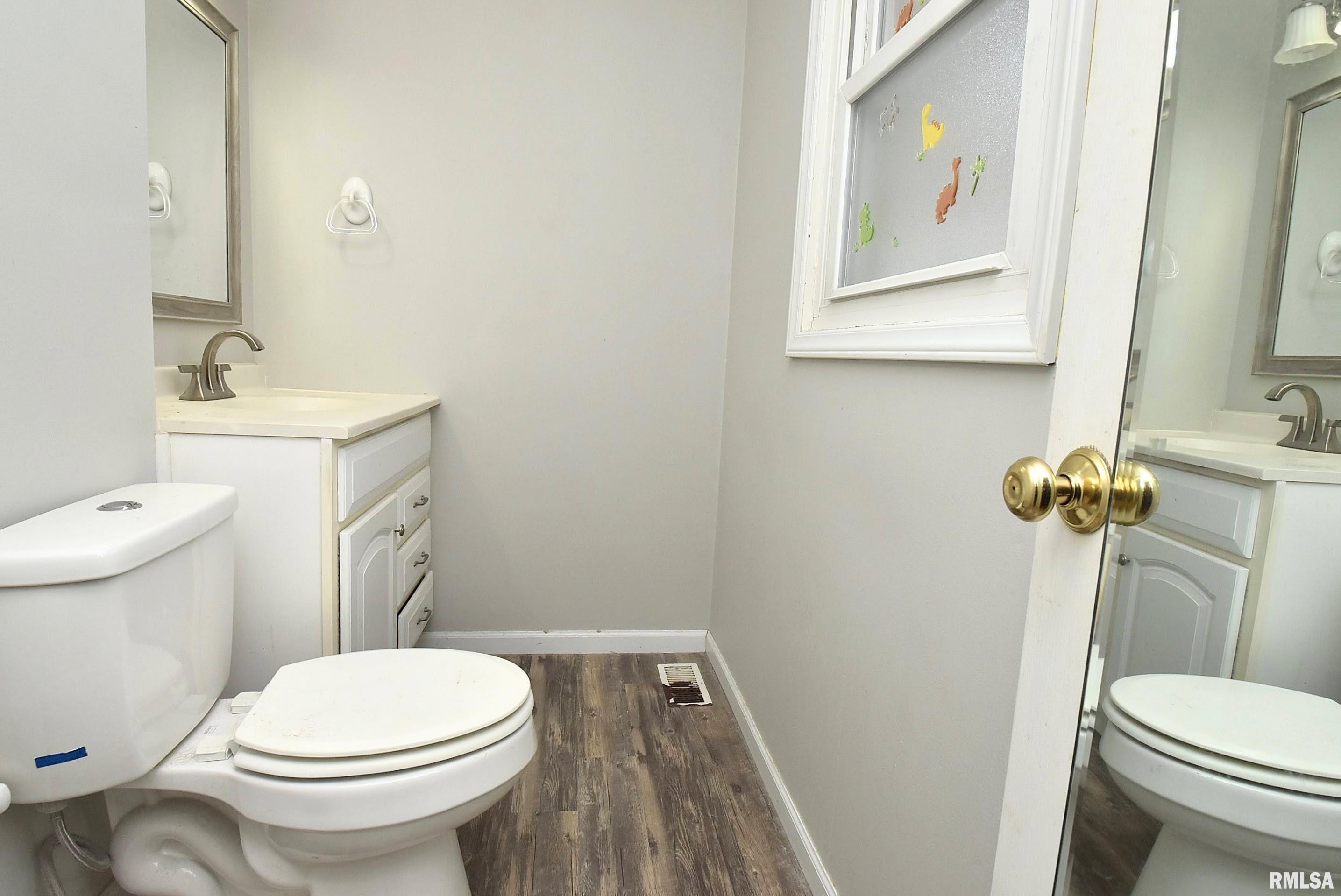 310 Dundee Road East Peoria, IL 61611 - Photo 26 of 43