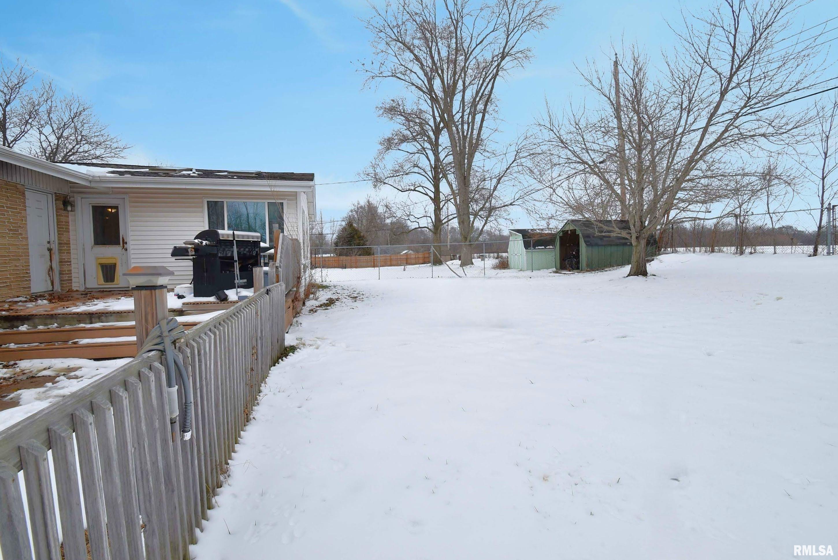 310 Dundee Road East Peoria, IL 61611 - Photo 42 of 43