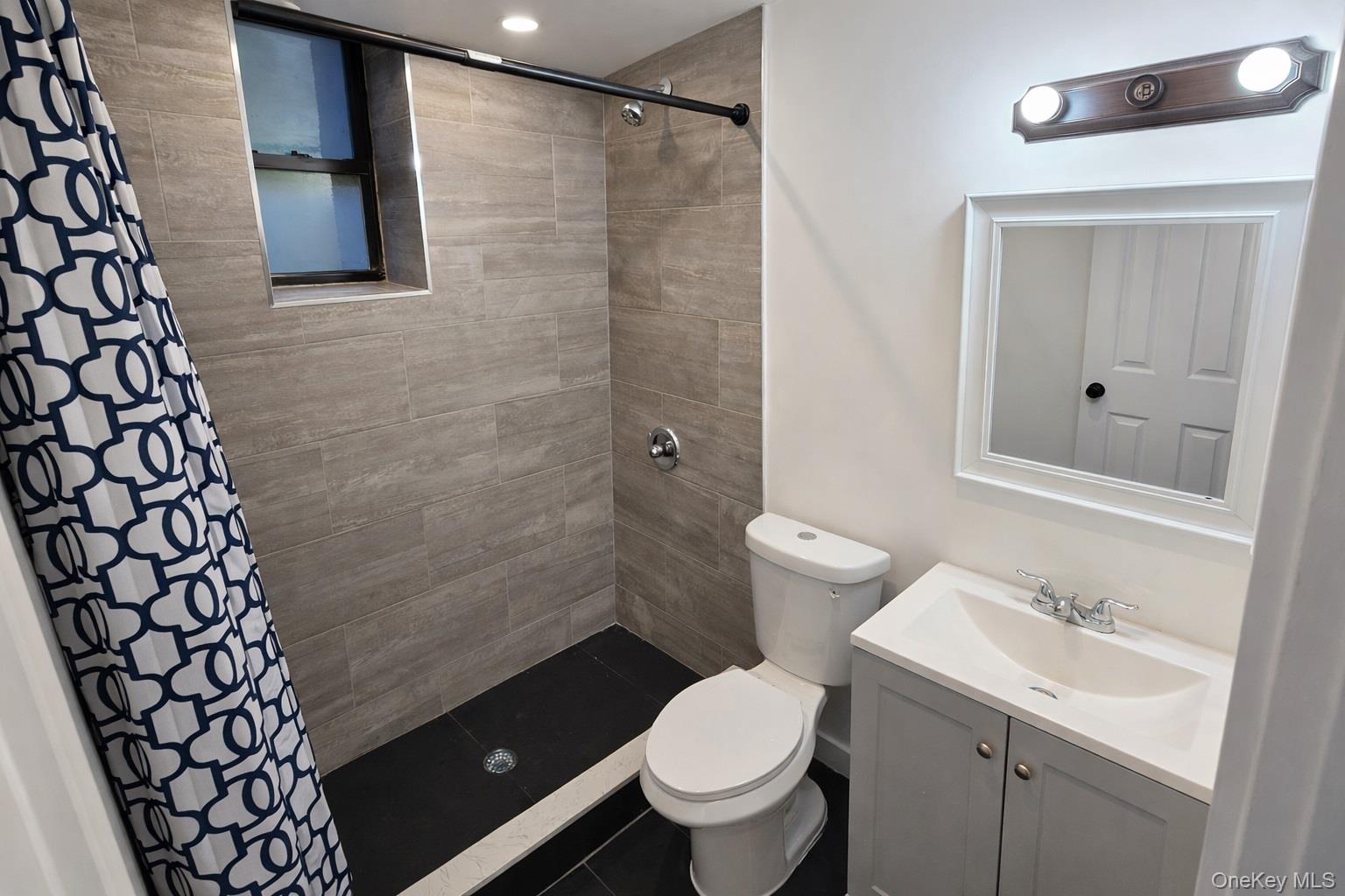 32 Radde Place Brooklyn, NY 11233 - Photo 8 of 11 Gallery Image 8