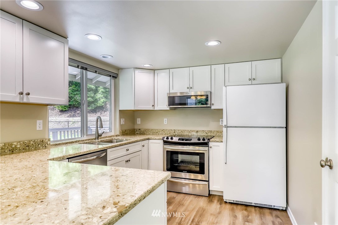 2550 Southeast Spring Creek Road Port Orchard, WA 98367 - Photo 17 of 40 Gallery Image 17