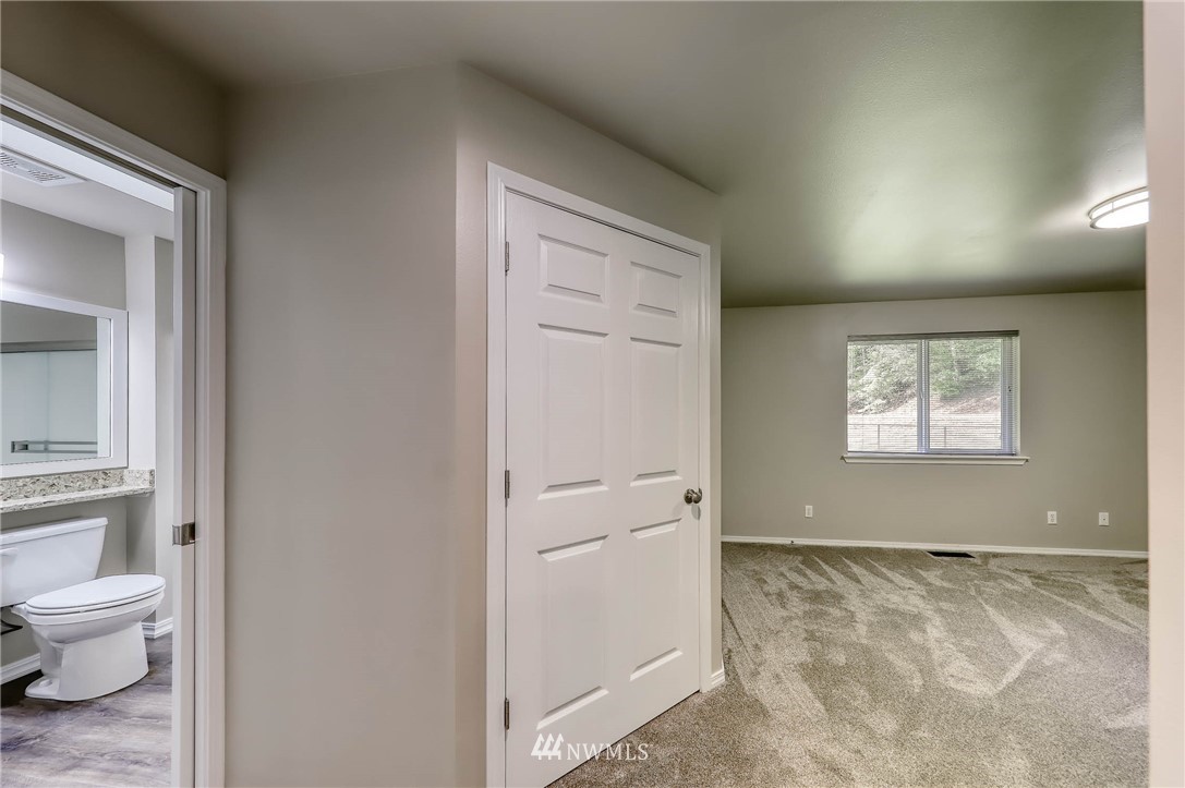 2550 Southeast Spring Creek Road Port Orchard, WA 98367 - Photo 26 of 40 Gallery Image 26