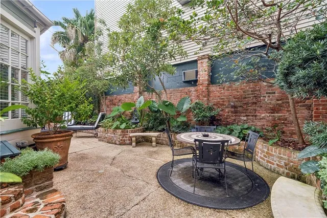 $474,000 | 1416 Dauphine Street, Unit 1, New Orleans, LA 70116