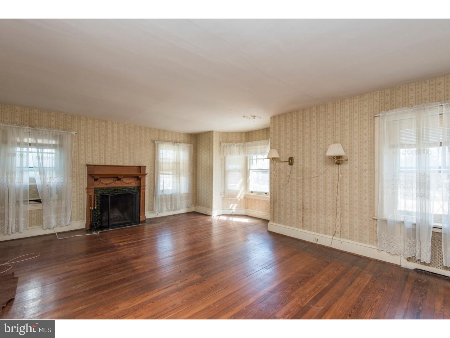 6429 Sherwood Road Philadelphia, PA 19151 - Photo 14 of 25 Master Bedroom