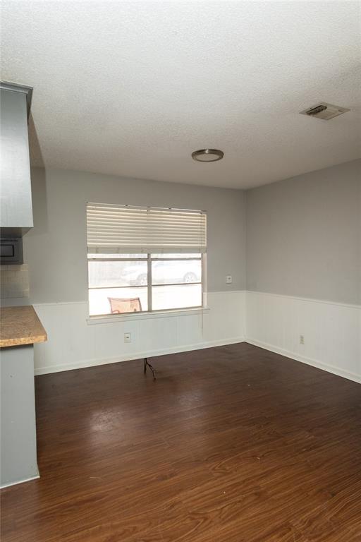 6919 West Cleburne Road Fort Worth, TX 76133 - Photo 32 of 40 Gallery Image 32