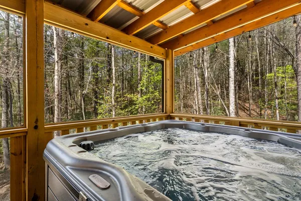 $339,900 | 237 Bentley Cove, Murphy, NC 28906