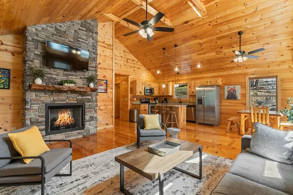 $339,900 | 237 Bentley Cove, Murphy, NC 28906