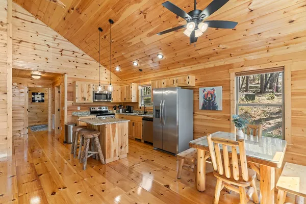 $339,900 | 237 Bentley Cove, Murphy, NC 28906