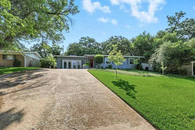 $325,000 | 1405 Briarwood Boulevard, Arlington, TX 76013