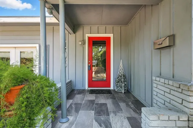 $325,000 | 1405 Briarwood Boulevard, Arlington, TX 76013