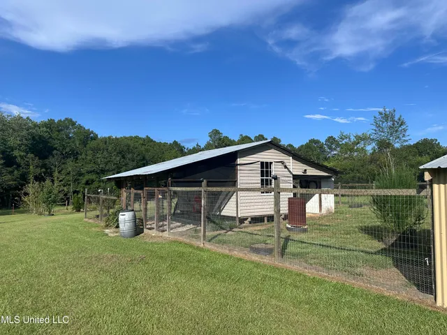$309,000 | 144 Harlan Davis Road, Lumberton, MS 39455