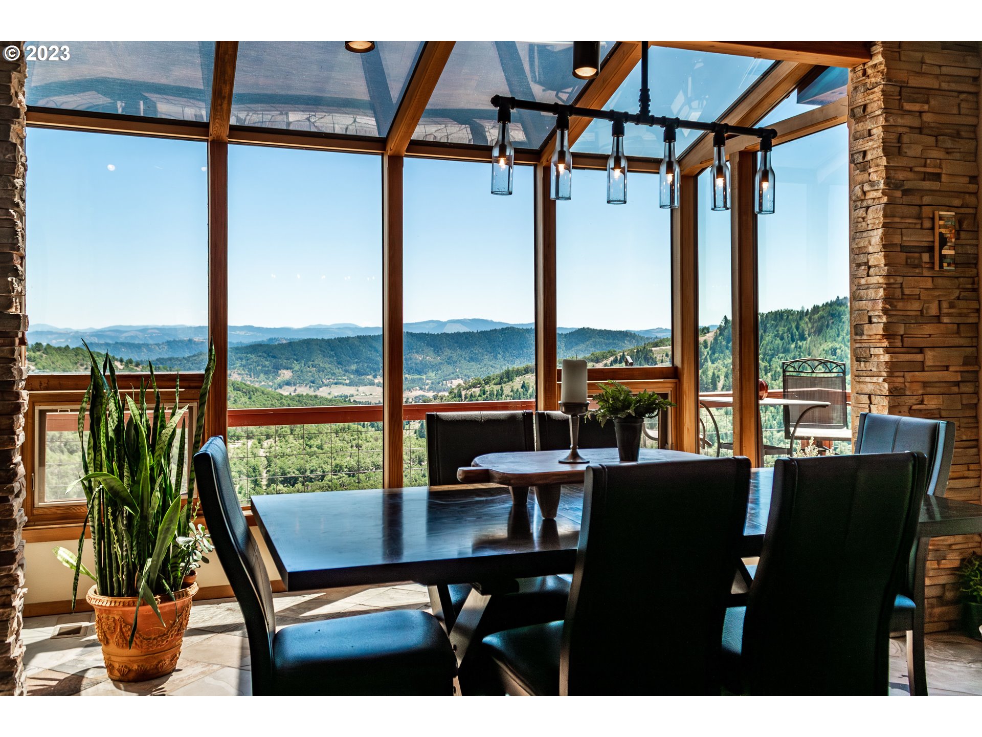 545 Eagle Drive Roseburg, OR 97471 - Photo 13 of 48