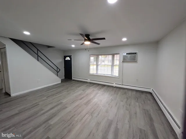 $2,700 | 71 Handy Road, Levittown, PA 19056