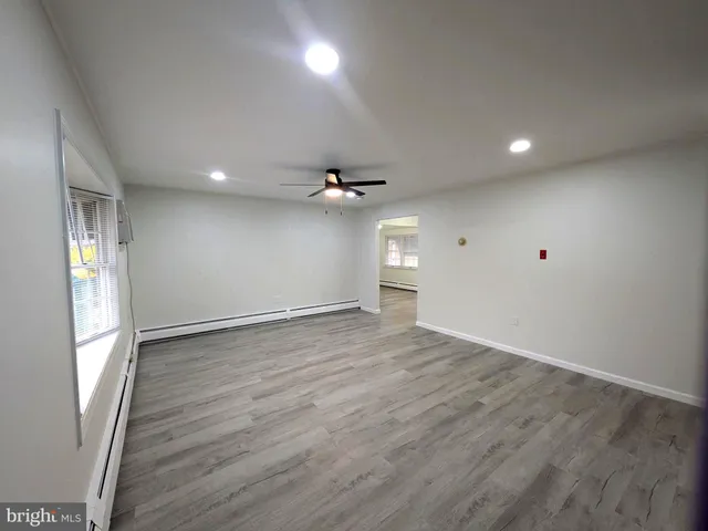 $2,700 | 71 Handy Road, Levittown, PA 19056