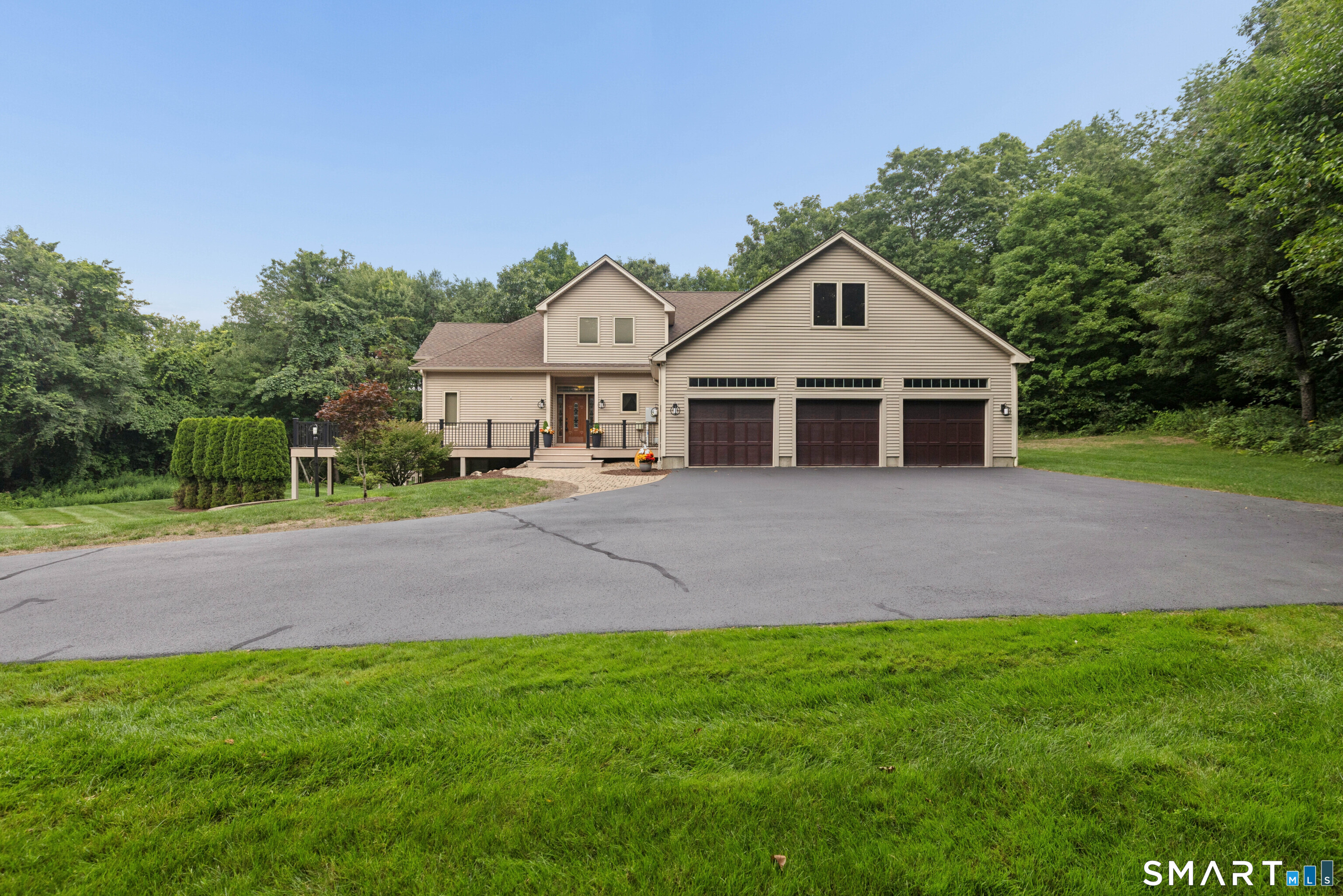 14 Eleanor Road Somers, CT 06071 - Photo 1 of 39 Gallery Image 1