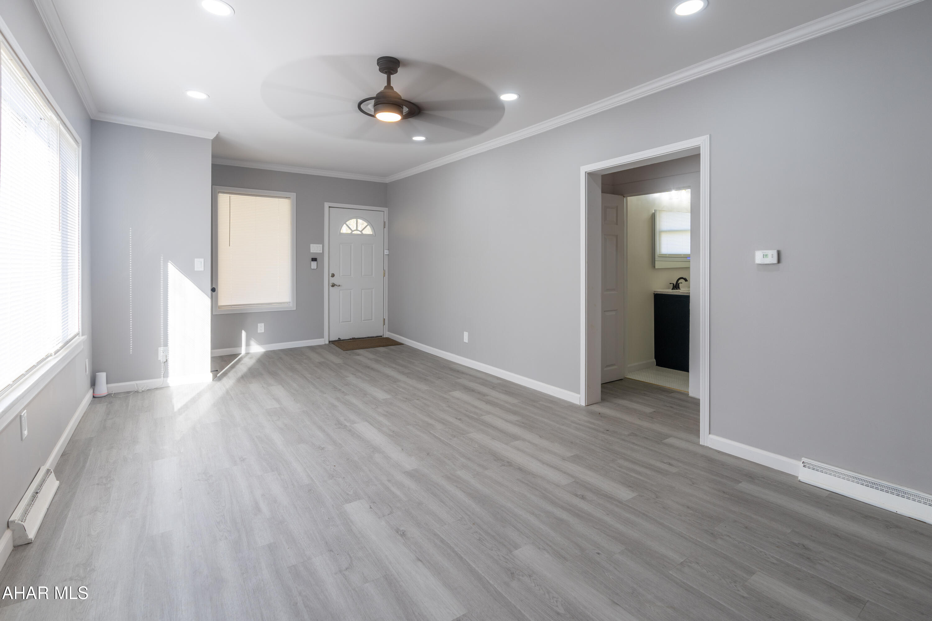 1129 Kettle Road Altoona, PA 16601 - Photo 2 of 47