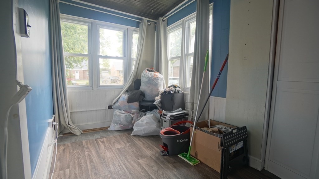 184 Monrovia Street Springfield, MA 01104 - Photo 8 of 13 Gallery Image 8