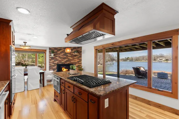 $1,850,000 | 15438 Forsythe Road Southeast, Prior Lake, MN 55372