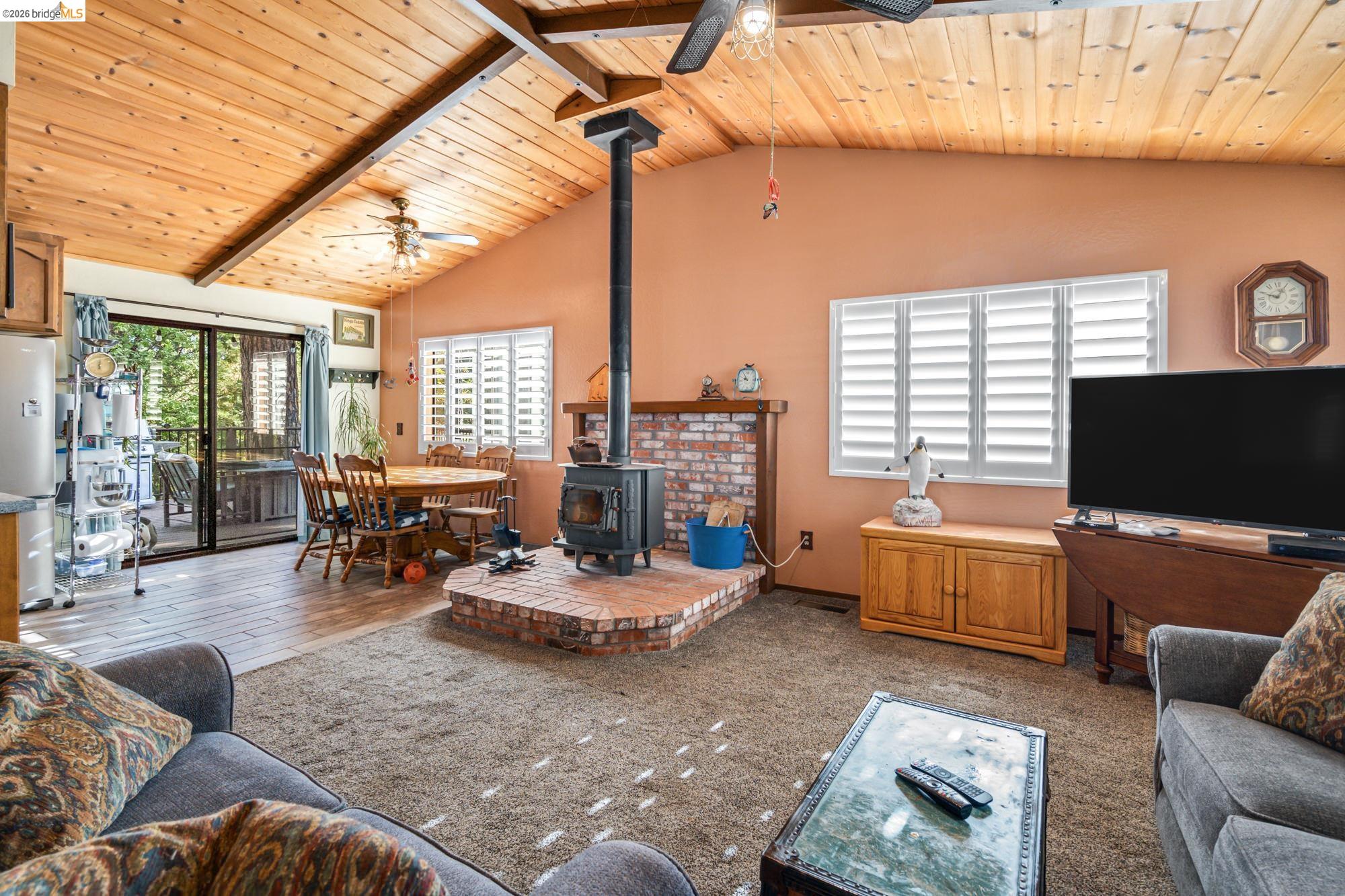23625 Rock Hammer Road Groveland, CA 95321 - Photo 14 of 37