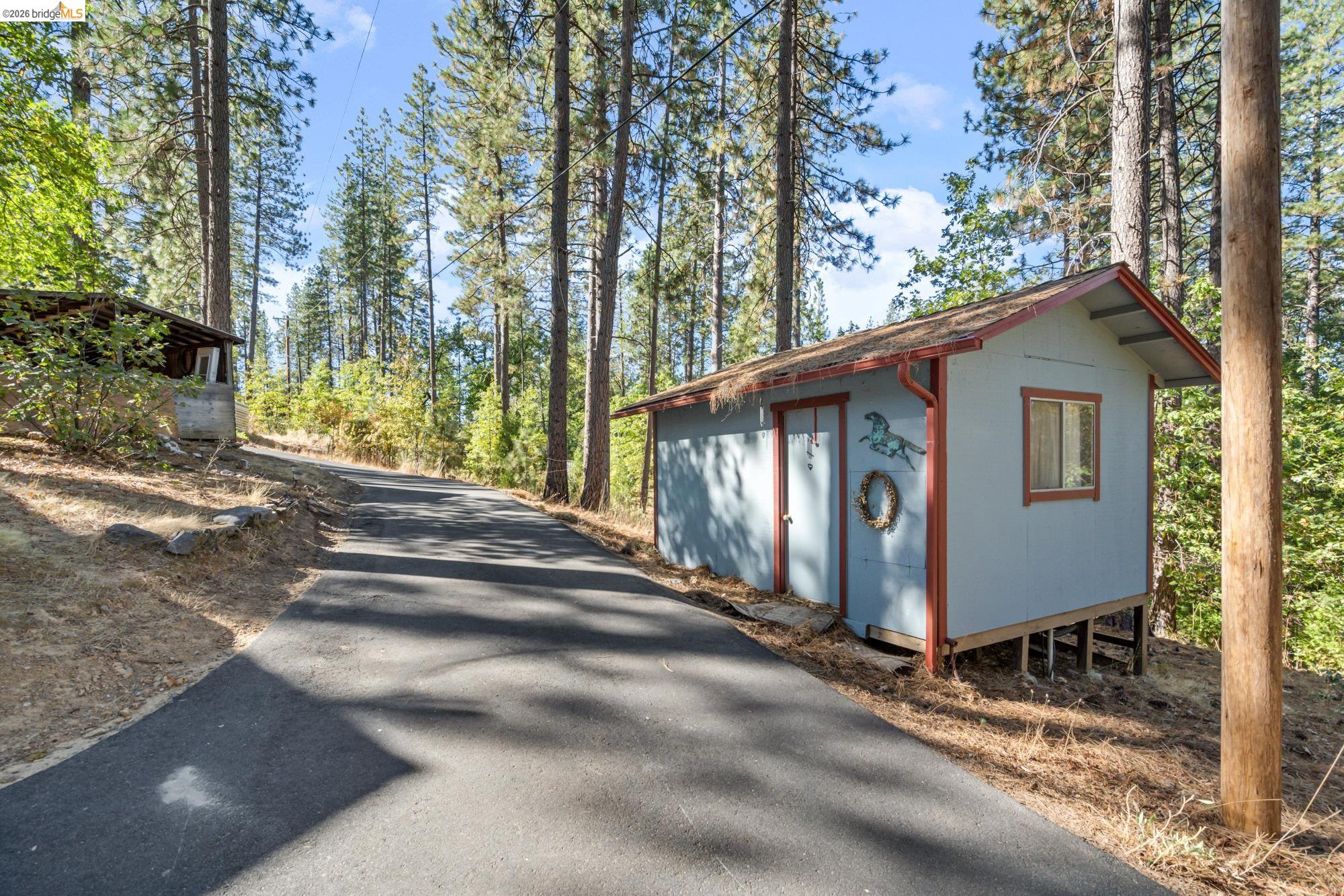 23625 Rock Hammer Road Groveland, CA 95321 - Photo 25 of 37