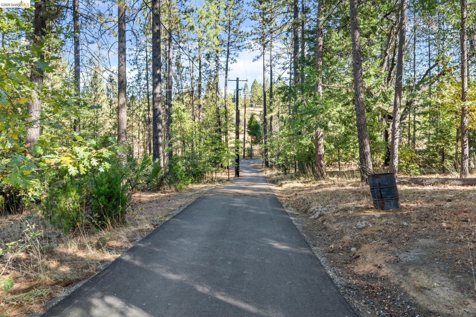 23625 Rock Hammer Road Groveland, CA 95321 - Photo 26 of 37