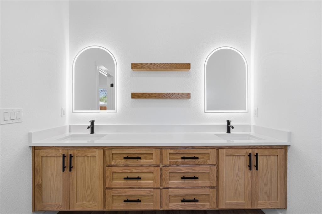 1023 Kane Street Bellmead, TX 76705 - Photo 14 of 17