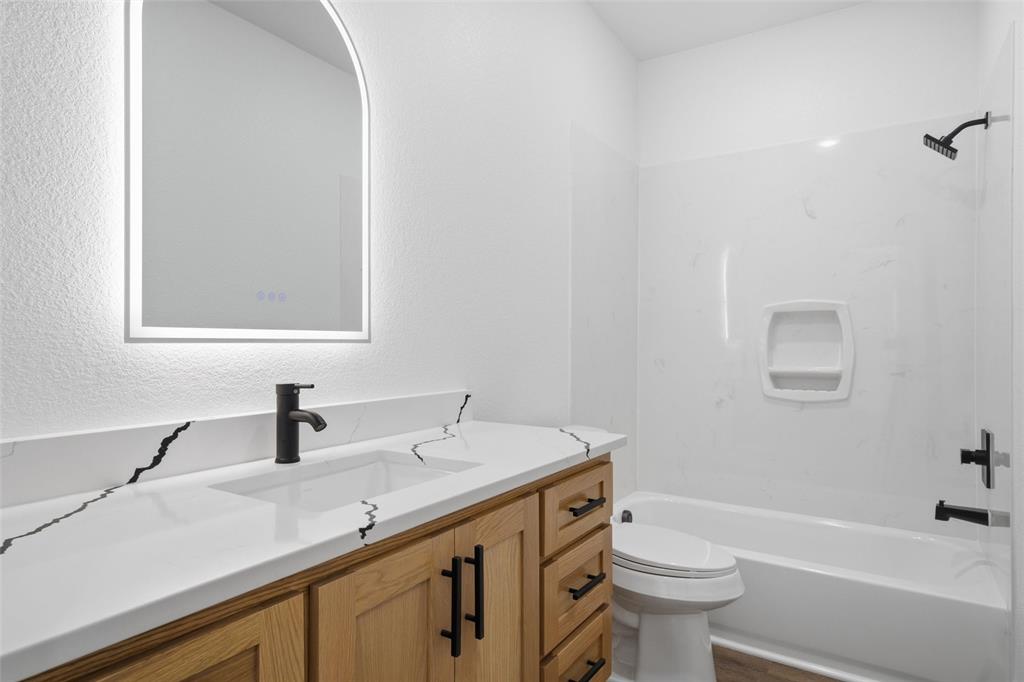 1023 Kane Street Bellmead, TX 76705 - Photo 8 of 17