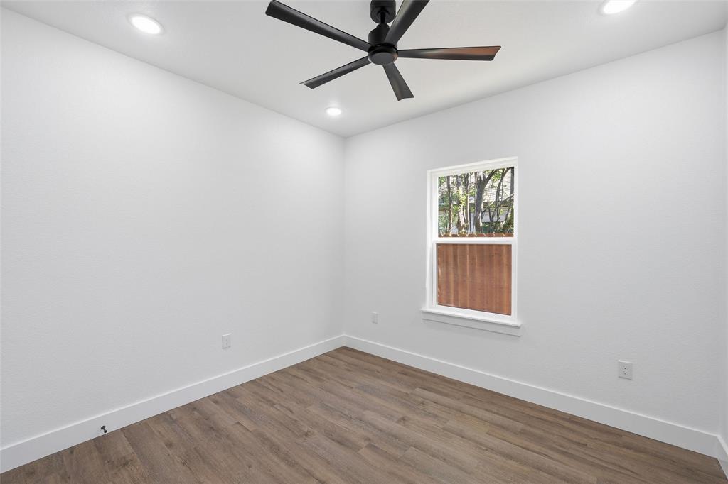 1023 Kane Street Bellmead, TX 76705 - Photo 10 of 17