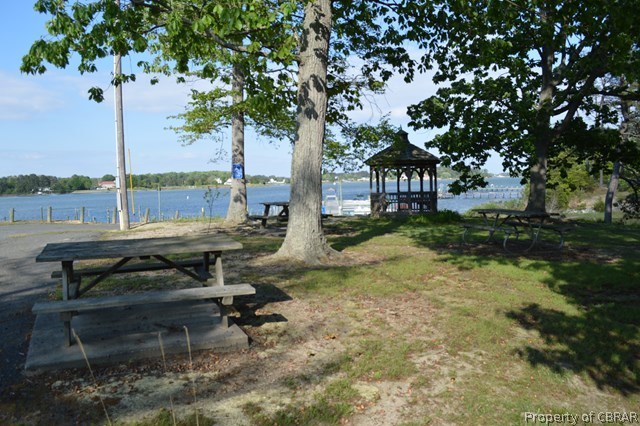 853 Lancelot Drive Reedville, VA 22539 - Photo 18 of 23 Community Picnic Area