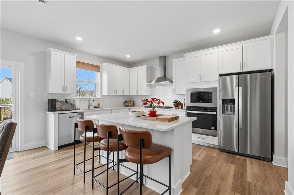 315 Stately Court Valencia, PA 16059 - Photo 2 of 29