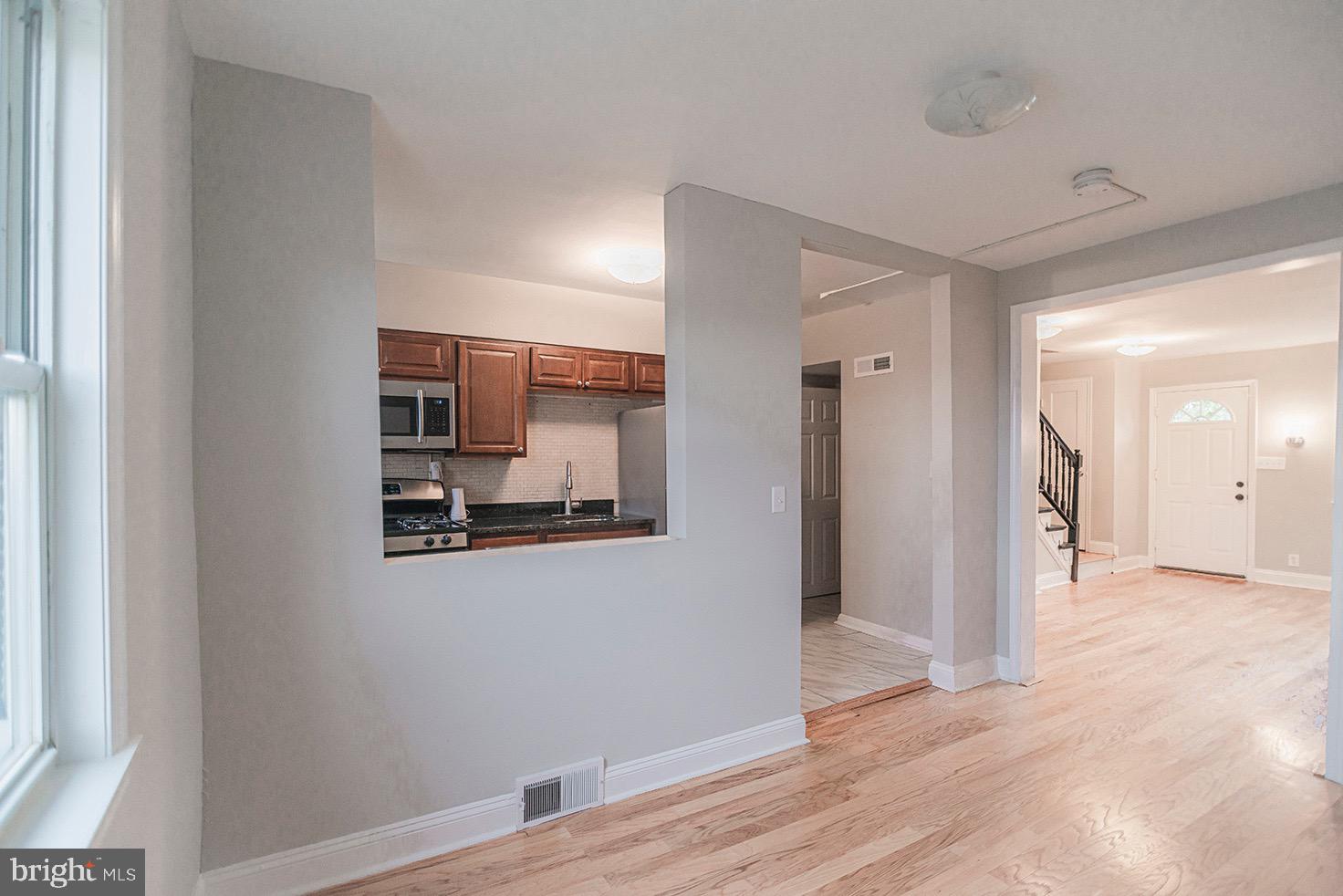 3809 Rokeby Road Baltimore, MD 21229 - Photo 16 of 49
