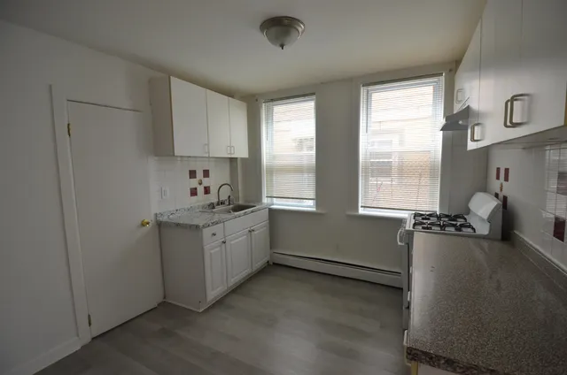 $1,650 | 169-171 Avenue F, Unit 1C, Bayonne, NJ 07002