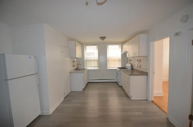 $1,650 | 169-171 Avenue F, Unit 1C, Bayonne, NJ 07002