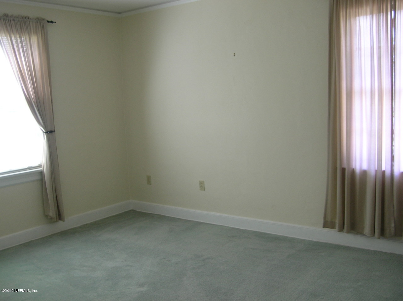 3225-3227 Riverside Avenue Jacksonville, FL 32205 - Photo 23 of 33 Upstairs Bedroom 1