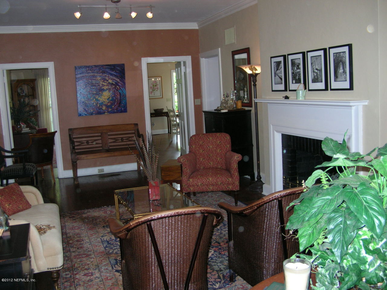 3225-3227 Riverside Avenue Jacksonville, FL 32205 - Photo 3 of 33 Living Room