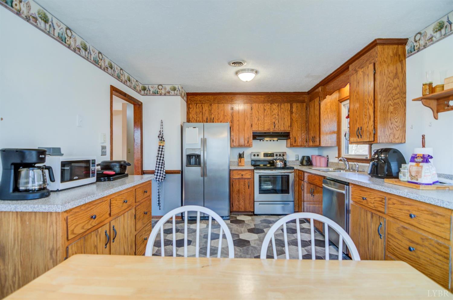 389 Burgess Road Madison Heights, VA 24572 - Photo 8 of 35 Gallery Image 8