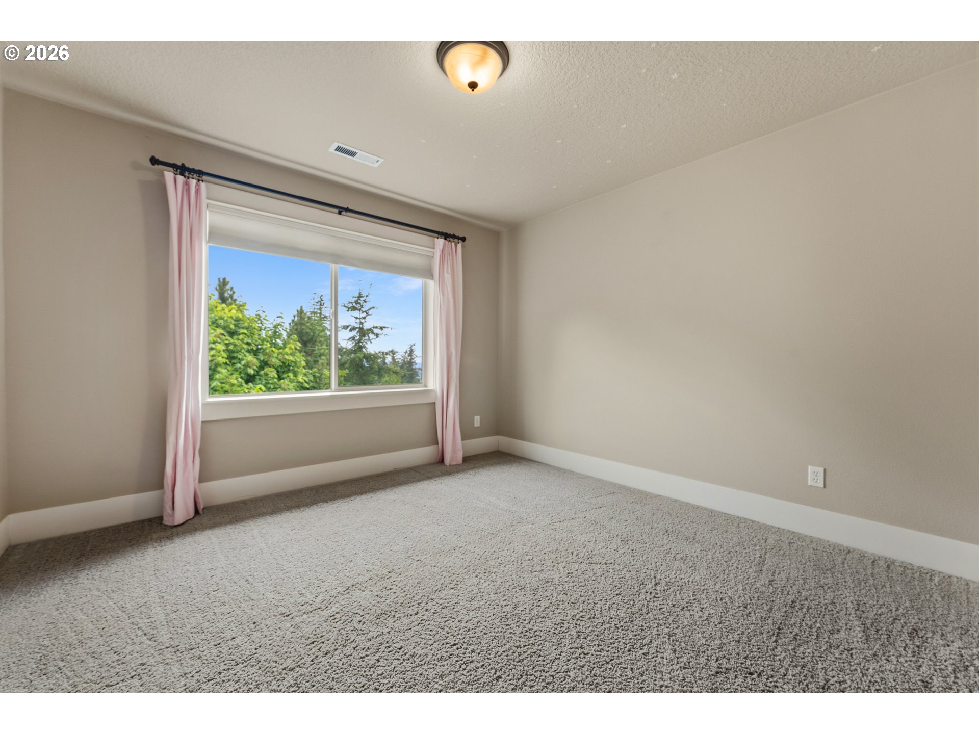 10962 Southeast Pheasant Ridge Drive Happy Valley, OR 97086 - Photo 24 of 35 Bedroom