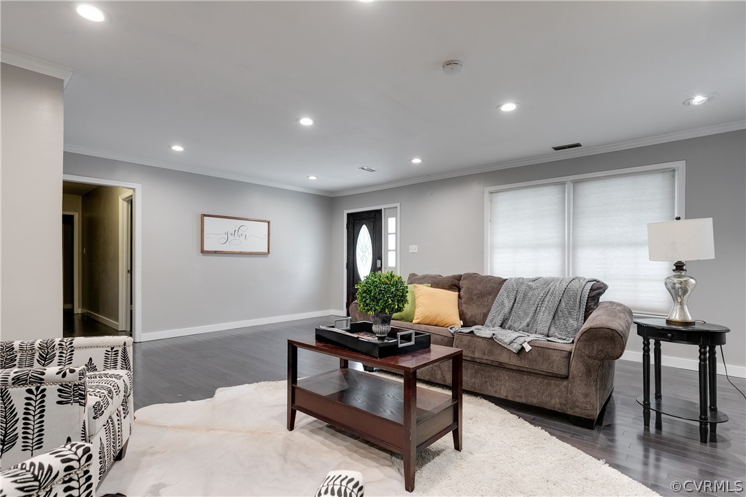1657 Milo Road Richmond, VA 23225 - Photo 6 of 42 Gallery Image 6